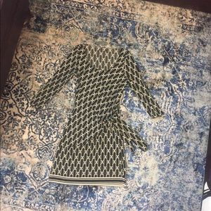 Black and cream color dress